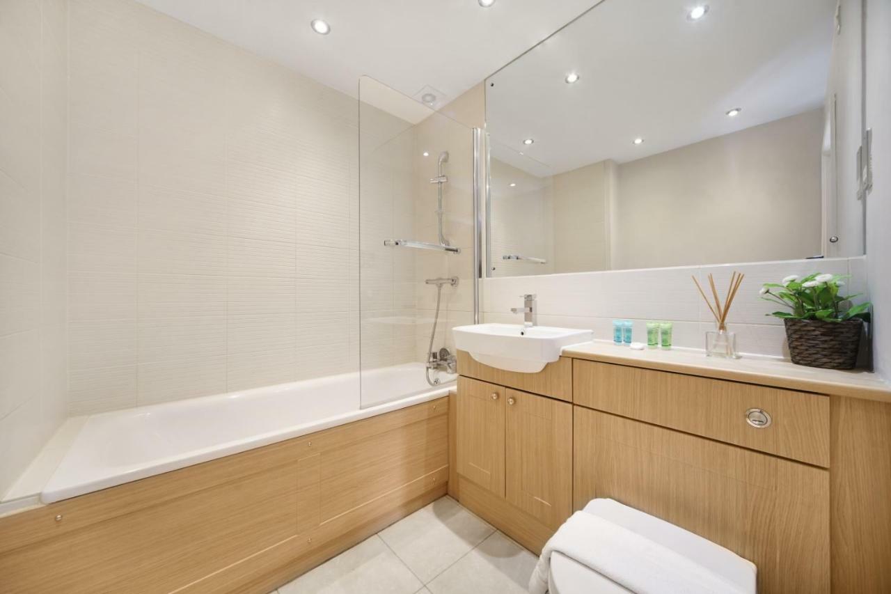2 Bed Executive Penthouse Near Liverpool Street Free Wifi By City Stay Aparts London Eksteriør billede
