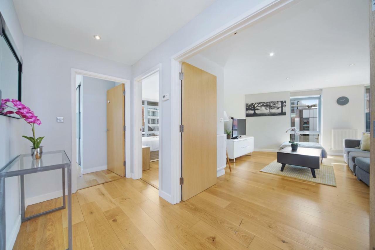 2 Bed Executive Penthouse Near Liverpool Street Free Wifi By City Stay Aparts London Eksteriør billede