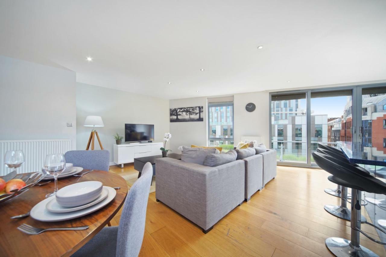 2 Bed Executive Penthouse Near Liverpool Street Free Wifi By City Stay Aparts London Eksteriør billede
